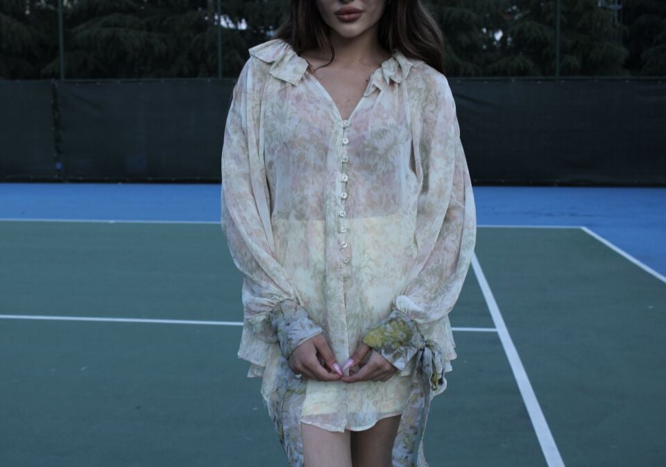 Romantik Desenli Şifon Gömlek