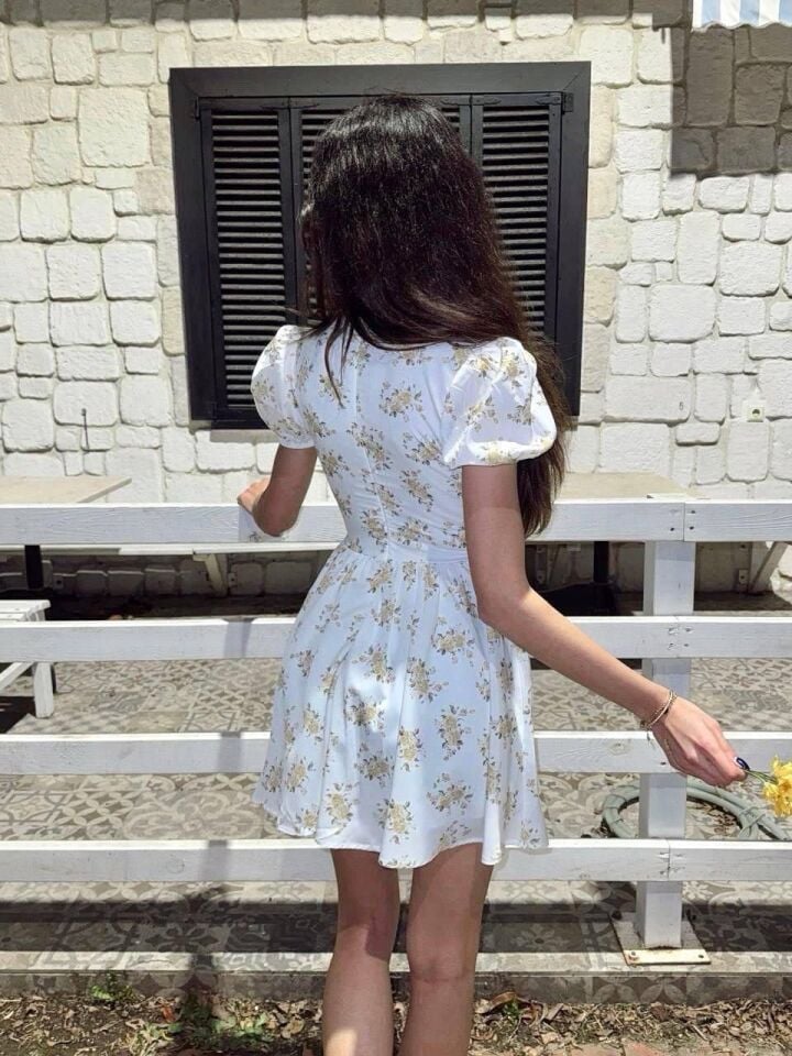 Sarı Çiçekli Beyaz Mini Elbise L(large)