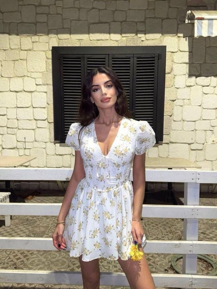 Sarı Çiçekli Beyaz Mini Elbise L(large)