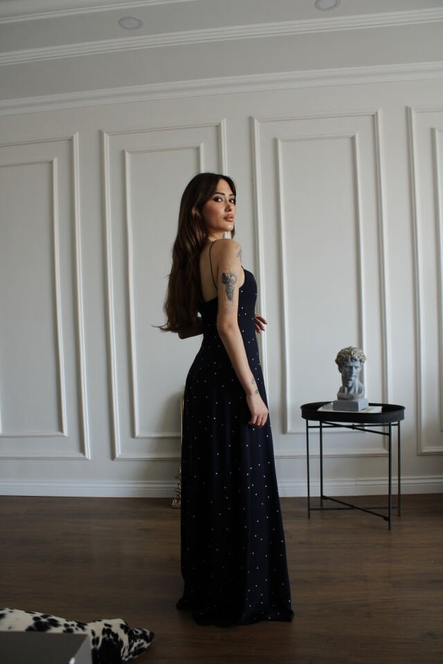 Askılı Lacivert Puantiyeli Maxi Boy Elbise