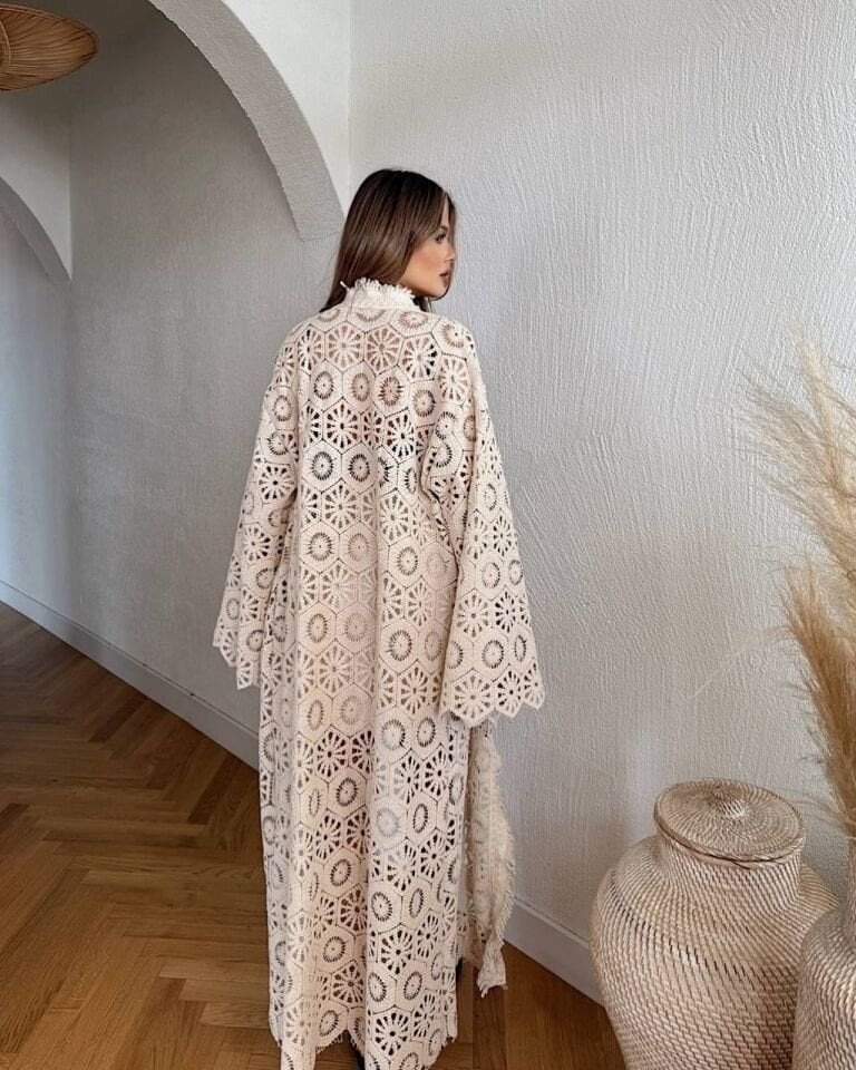 Dantel Kimono