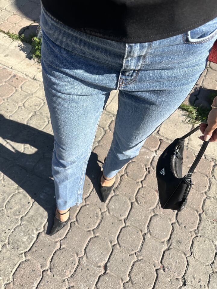 Düz kesik paça yüksel bel jean 40