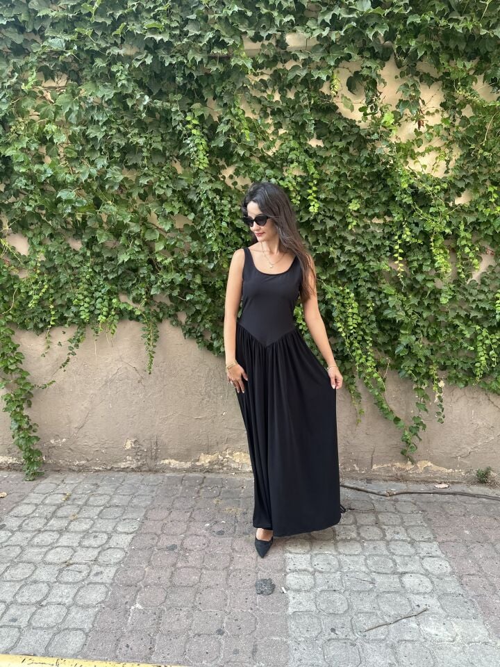 Kalın askılı  eteği büzgülü penye elbise m(medium)