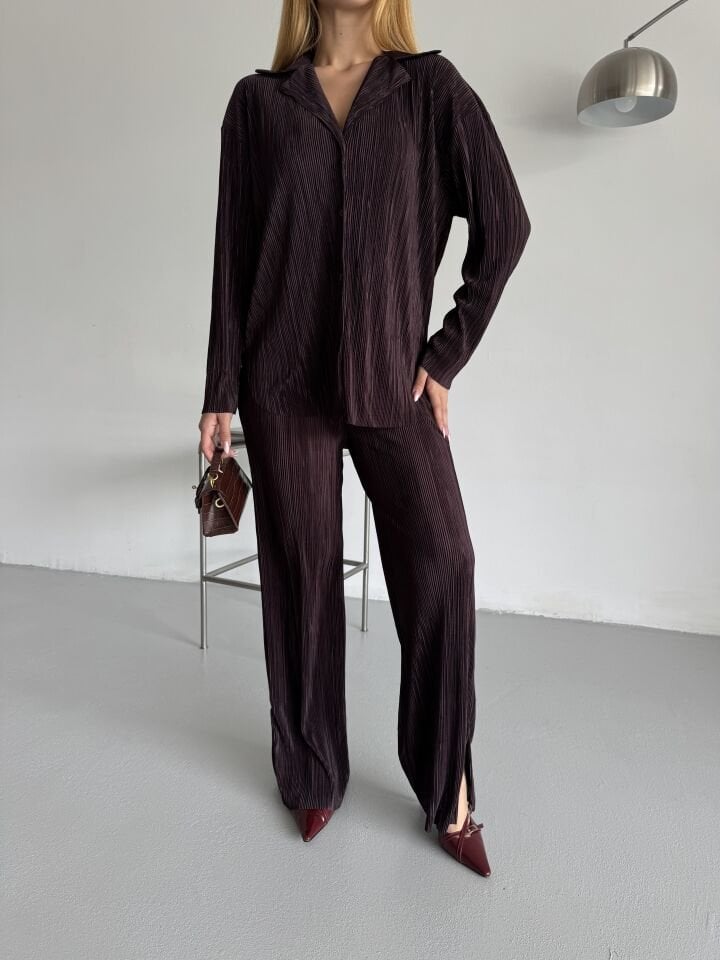 Piliseli Kahverengi Takım