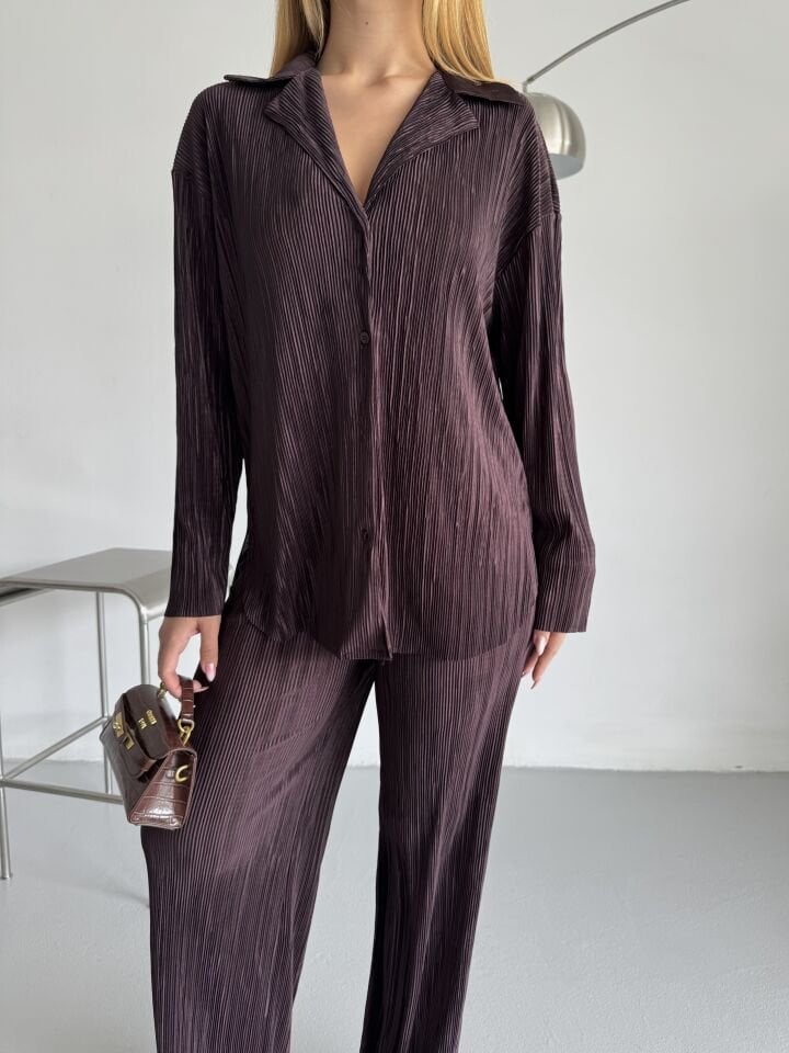 Piliseli Kahverengi Takım