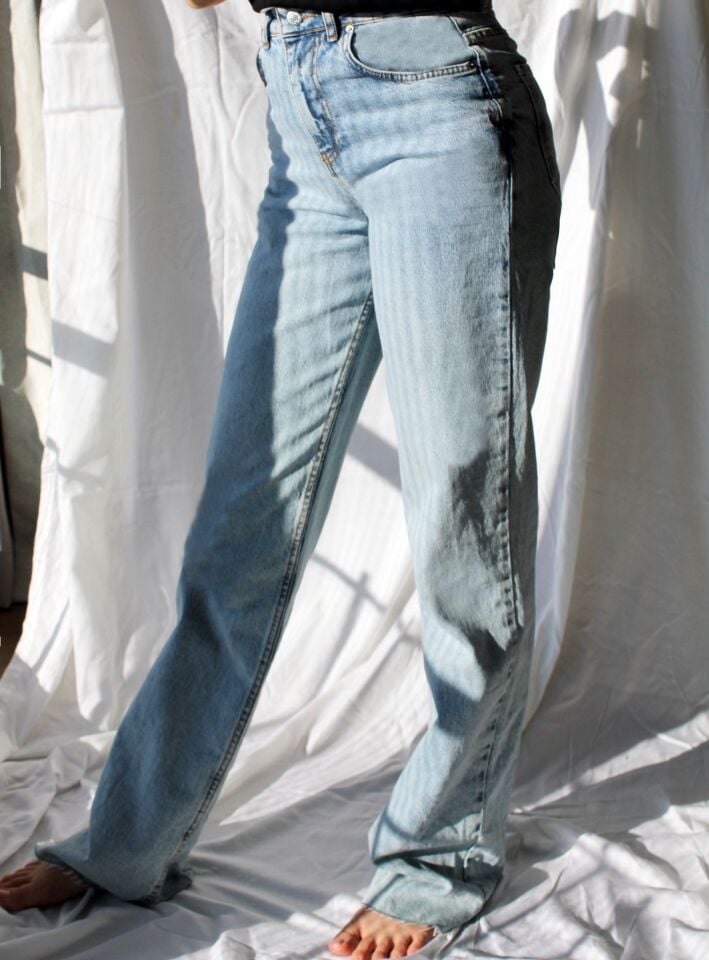 Kesik Paça Yüksel Bel Açık Mavi Jean 40