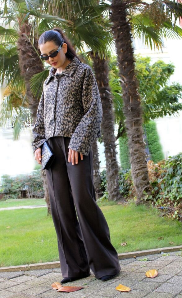 Leopar Desenli Kaşe Ceket