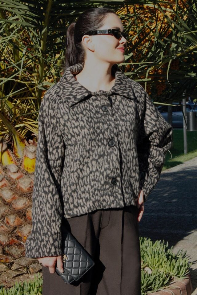 Leopar Desenli Kaşe Ceket
