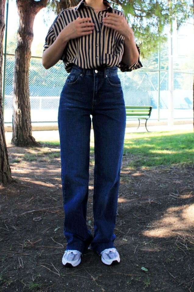 Kesik Paça Yüksel Bel Koyu Mavi Jean